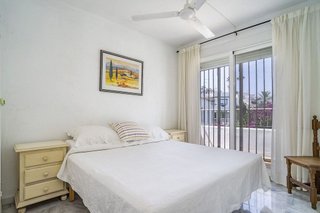 Casa adosada en venta en Bel Air - Cancelada - Saladillo en Estepona