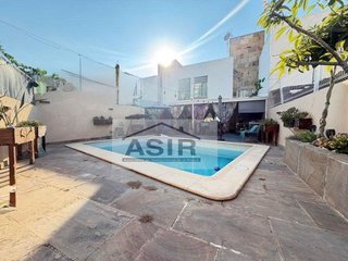Casa adosada en venta en Zona Urbanizaciones en Alzira
