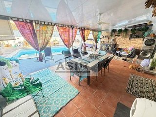 Casa adosada en venta en Zona Urbanizaciones en Alzira