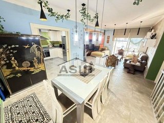 Casa adosada en venta en Zona Urbanizaciones en Alzira