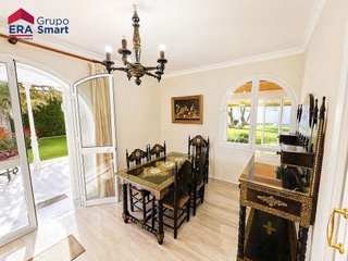 Chalet en venta en Zona Colegio Europa en Espartinas