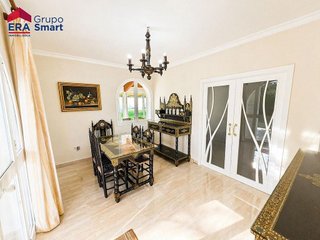 Chalet en venta en Zona Colegio Europa en Espartinas
