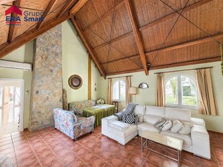 Chalet en venta en Zona Colegio Europa en Espartinas