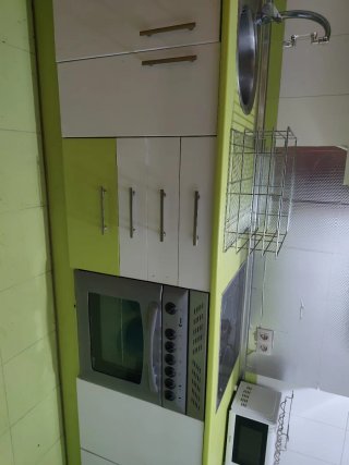 Cocina modular verde y blanca Medidas aproximadame