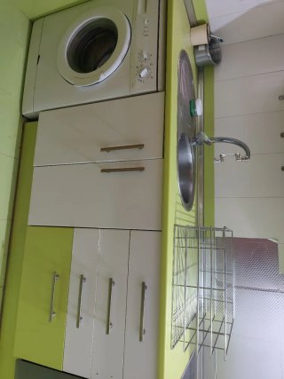 Cocina modular verde y blanca Medidas aproximadame