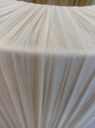 Lampada da terra orientale in tessuto beige