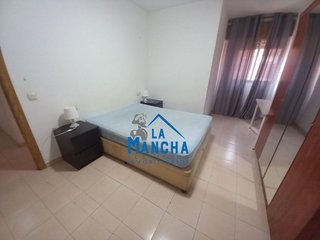 Piso en venta en Hospital - Parque sur en Albacete