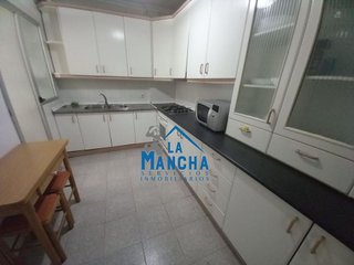 Piso en venta en Hospital - Parque sur en Albacete