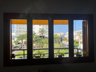 Ventanas y puerta madera