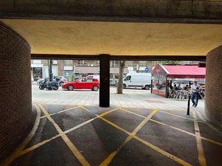 Garaje en venta en Milán - Pumarín - Teatinos en Oviedo
