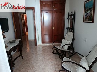 Piso en venta en Hoya del Molino en Lucena