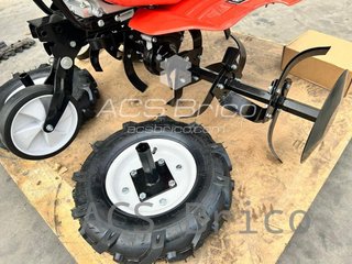 Motoazada Kuril 7 Hp - KZ700 - Con Accesorios