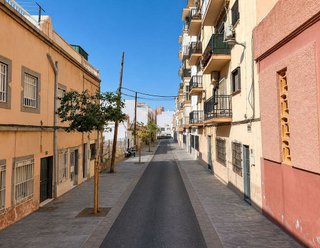 Local comercial en venta en Los Molinos - Villa Blanca en Almería