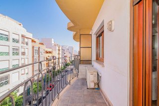Piso en venta en Plaza de Toros - Santa Rita en Almería