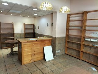 Local comercial en alquiler en Riera en Cornellà de Llobregat