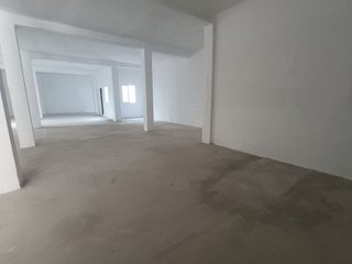 Local comercial en venta en Benetússer