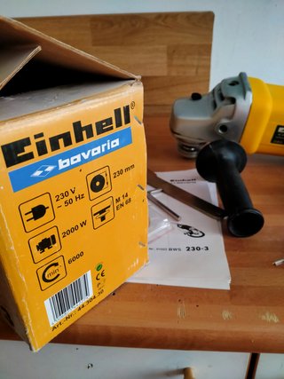 Amoladora angular radial 230-3 en muy buen estado
