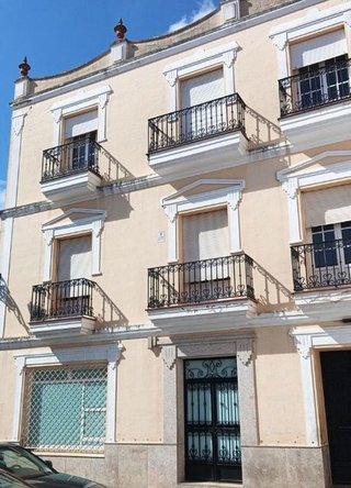 Edificio en venta en Montijo