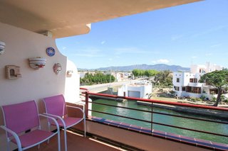 Piso en venta en Empuriabrava en Castelló d´Empúries