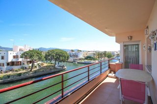 Piso en venta en Empuriabrava en Castelló d´Empúries