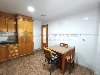Casa adosada en venta en Petrer