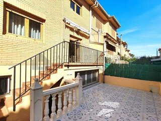 Casa adosada en venta en Petrer