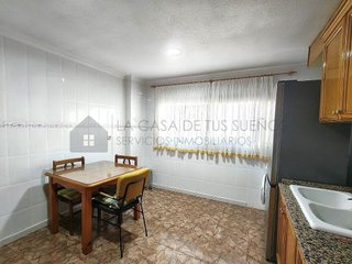 Casa adosada en venta en Petrer