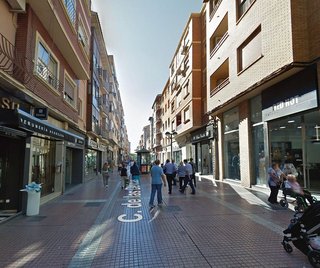 Local comercial en alquiler en Delicias en Zaragoza