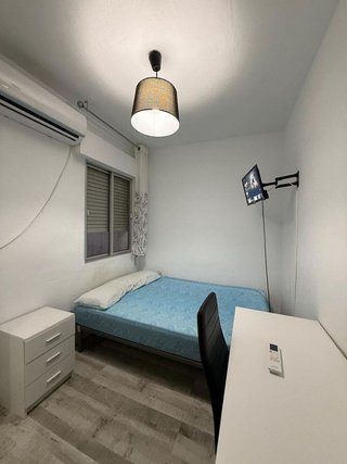 Piso en venta en Santa Rosa - Valdeolleros en Córdoba