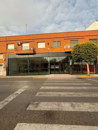 Local comercial en venta en Manzanares