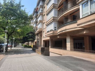 Garaje en venta en El Antiguo en San Sebastián-Donostia