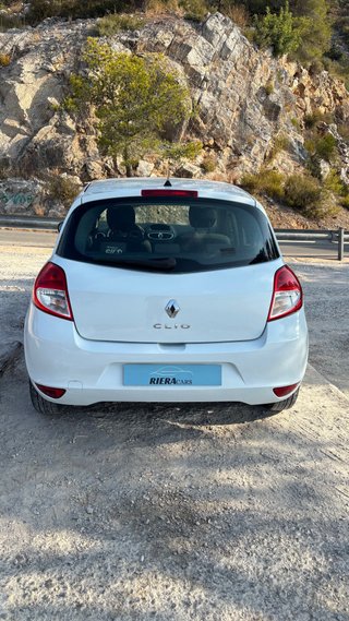 Renault Clio 2009 1 Año de Garantia