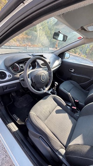 Renault Clio 2009 1 Año de Garantia