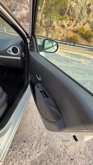 Renault Clio 2009 1 Año de Garantia