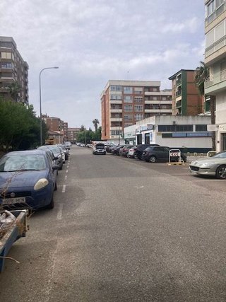 Oficina en venta en Huerta Rosales - Valdepasillas en Badajoz