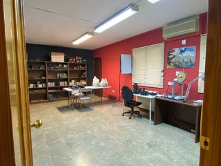 Oficina en venta en Huerta Rosales - Valdepasillas en Badajoz