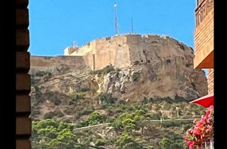 Piso en venta en Carolinas Bajas en Alicante