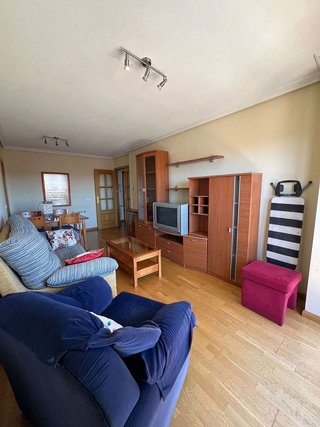 Piso en venta en Universidad en Ávila