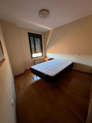 Piso en venta en Universidad en Ávila
