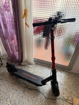 Patinete eléctrico con asiento