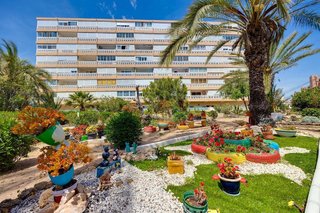 Piso en venta en Torrelamata - La Mata en Torrevieja