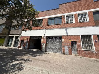 Nave industrial en alquiler en La Verneda en Sant Adrià de Besos