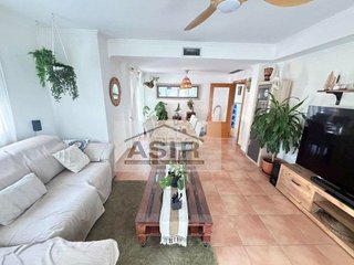 Casa adosada en venta en Zona Urbanizaciones en Alzira