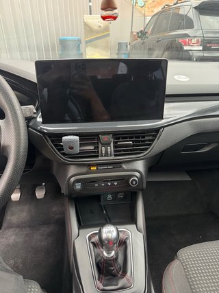Ford Focus 2023