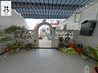 Chalet en venta en Pilas