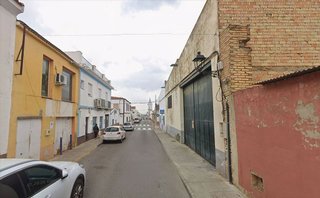 Casa adosada en venta en Pilas