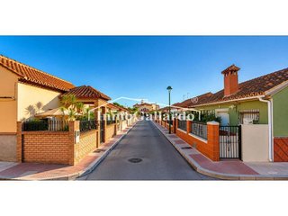 Casa adosada en venta en Carranque - Haza Cuevas en Málaga