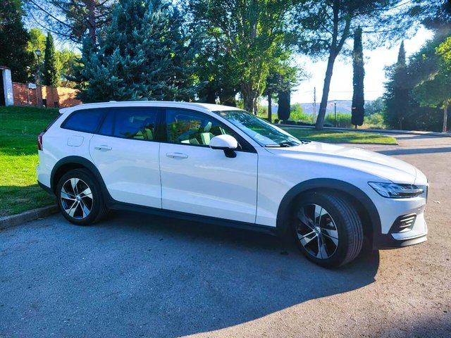 Volvo V60 2021 ECO