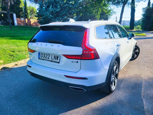 Volvo V60 2021 ECO