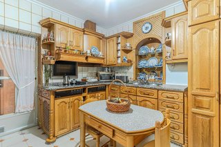 Chalet en venta en Guadix